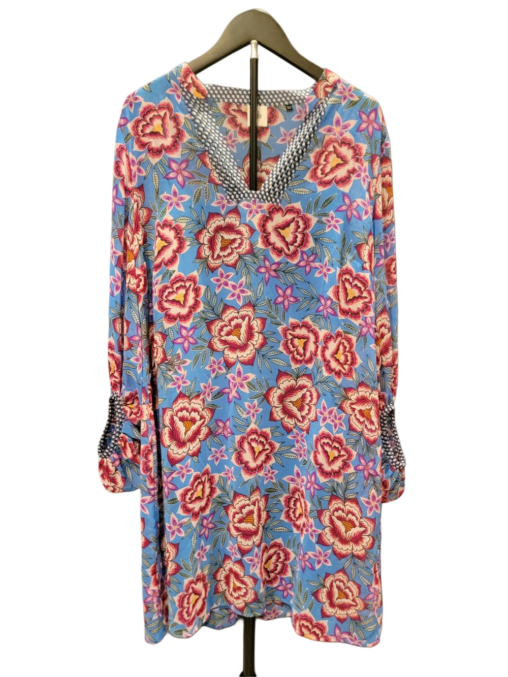 CAbi Blue Floral V-Neck Tunic with Pink Accents - Size Large - EUC